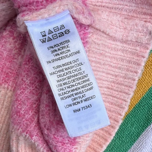 cupcakes & cashmere Pink Heart Cardigan large soft - Picture 9 of 9